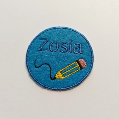 Naprasowanka z imieniem – okrągła haftowana etykieta